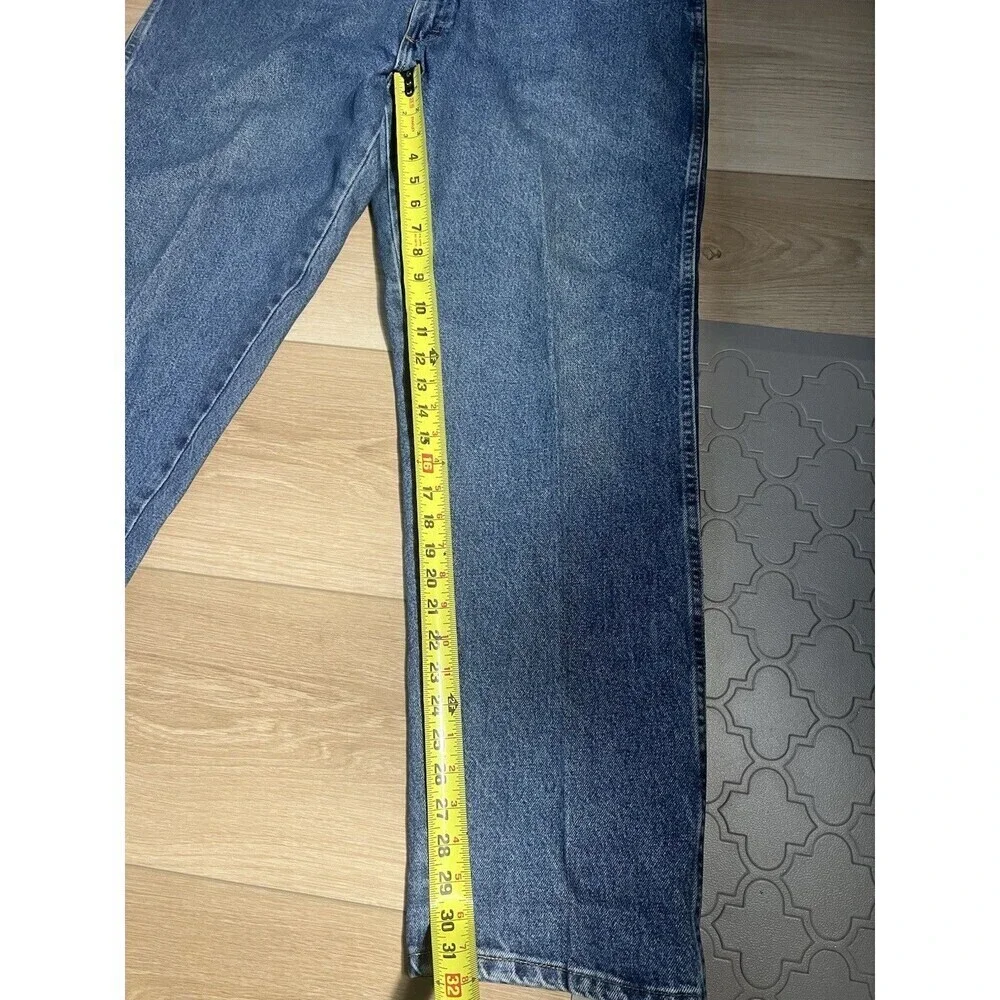 Wrangler Premium Jeans Men's Size 42X30 Blue Denim 96501DS (100% Cotton).